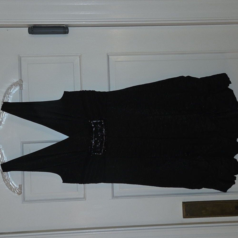 BCBGMAXAZARIA Metallic Black Bubble Hem Cocktail Dress Size 6